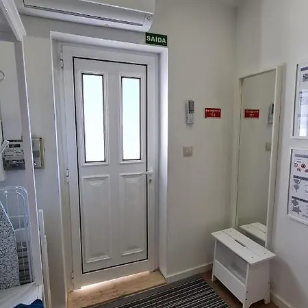 Apartment Kirashouse *