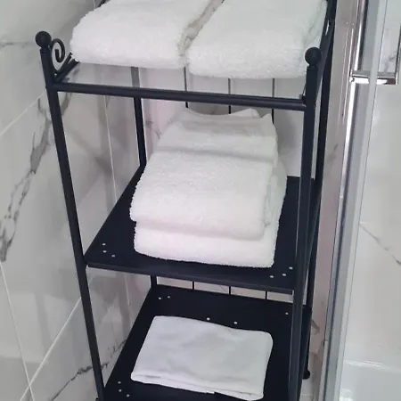 Kirashouse Apartmán *